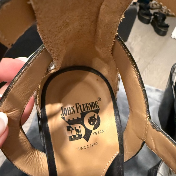 Elegant Crocodile John Fluevog - Picture 7 of 9